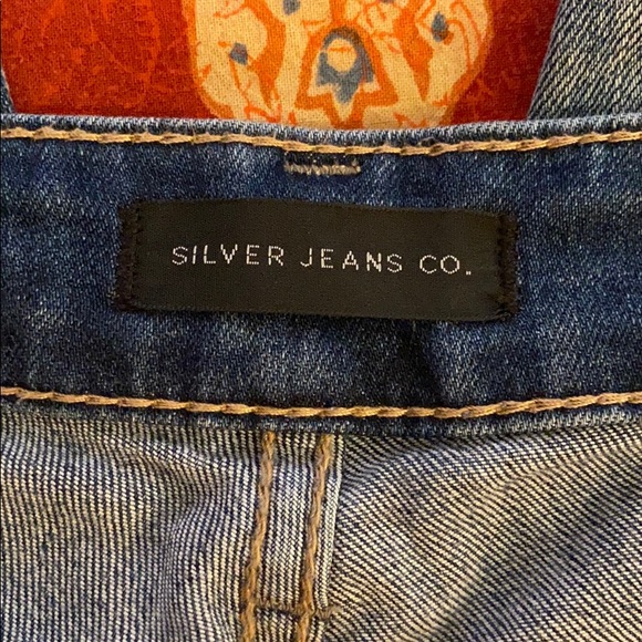 Silver Jeans Avery Skinny - Picture 4 of 5